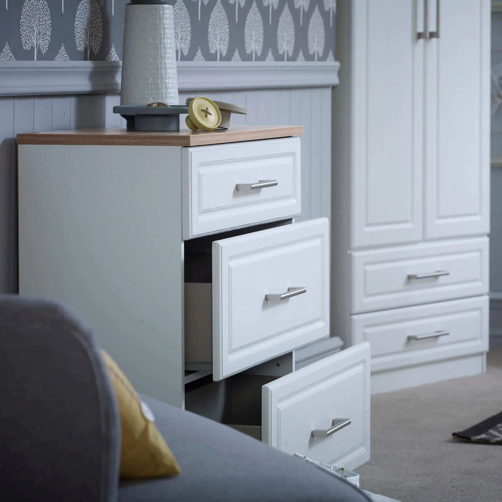 Talland 2 Door 2 Drawer Wardrobe - Image 10